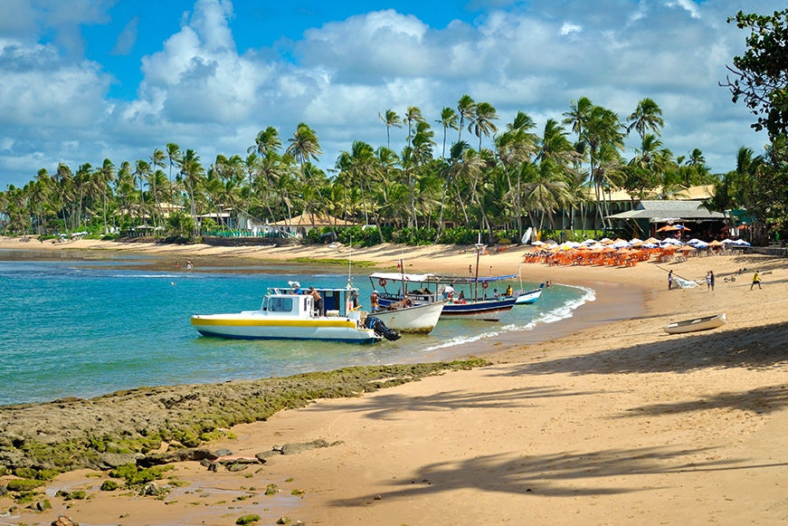Melhores praias do nordeste - Praia do Forte (BA)